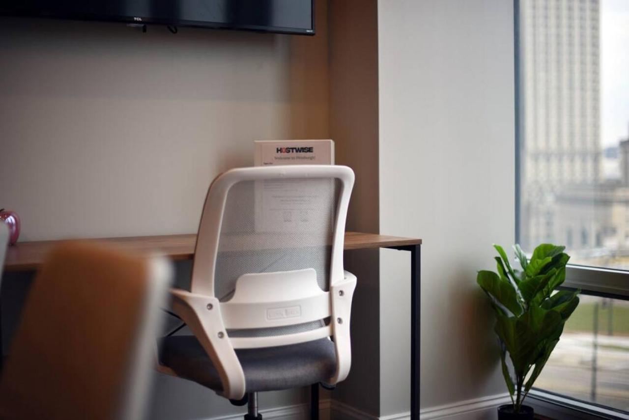 Apartment Hostwise Stays - The Washington At Chatham - Free Parking, Private Gym, Skyline Views!