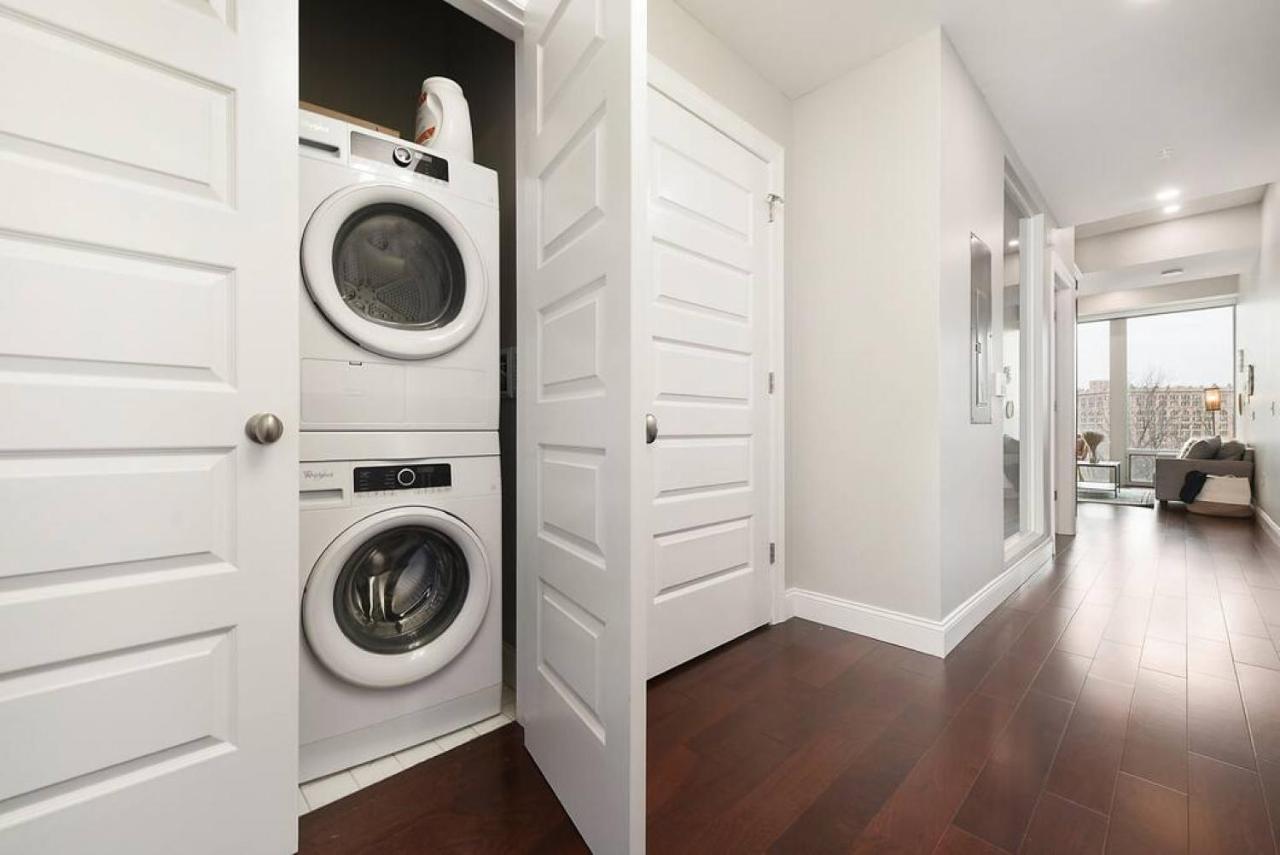 Apartment Hostwise Stays - The Washington At Chatham - Free Parking, Private Gym, Skyline Views! *